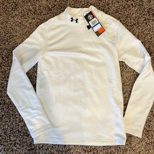 Boy’s Under Armour Coldgear shirt, youth XL